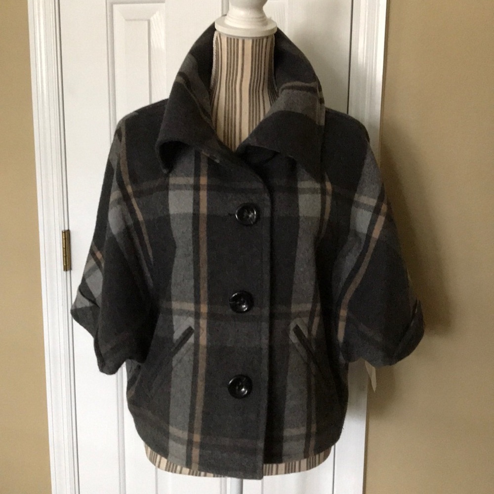 Cropped wool jacket